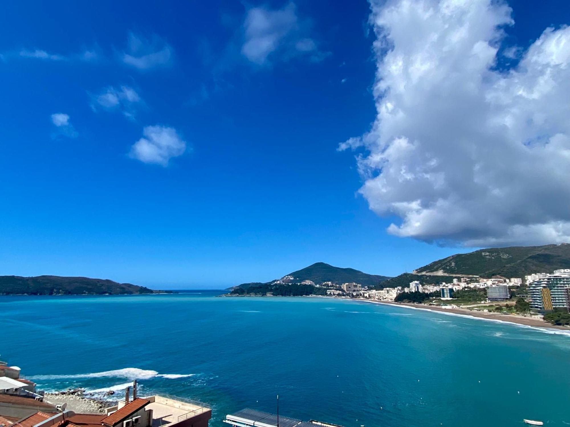 Ponta Nova One Bedroom With Sea View Lägenhet