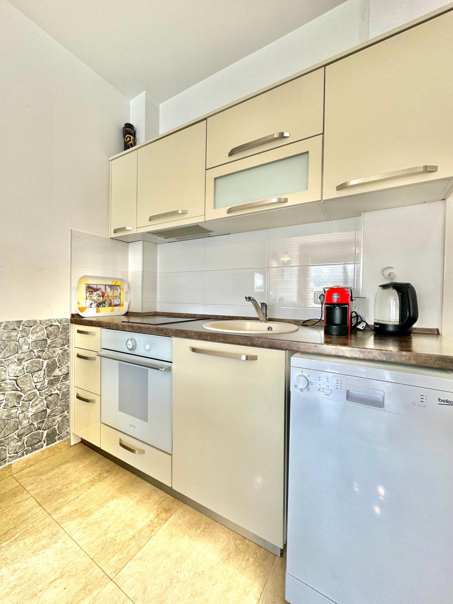 Apartment Ponta Nova One Bedroom With Sea View *