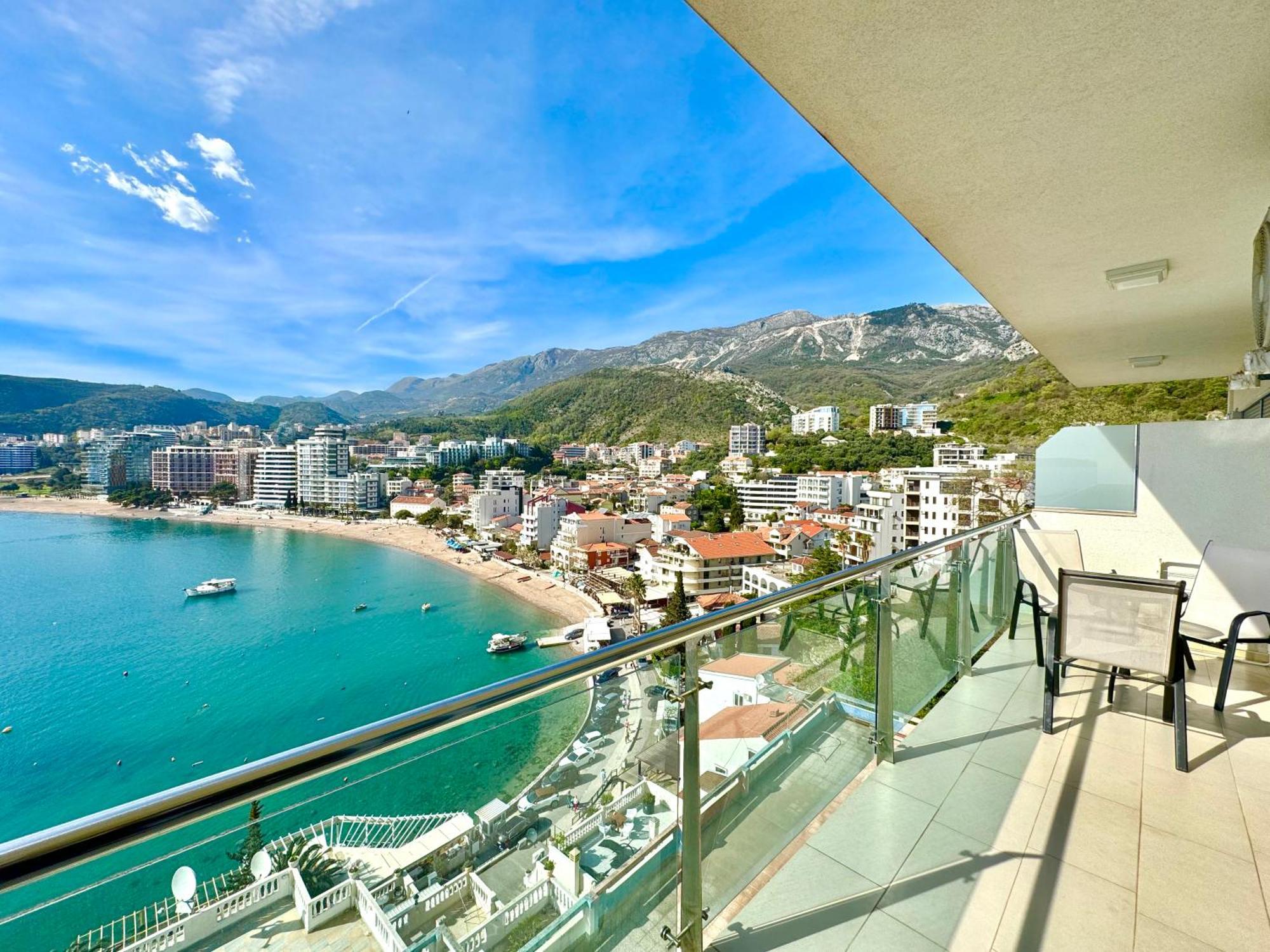 Ponta Nova One Bedroom With Sea View Apartment *